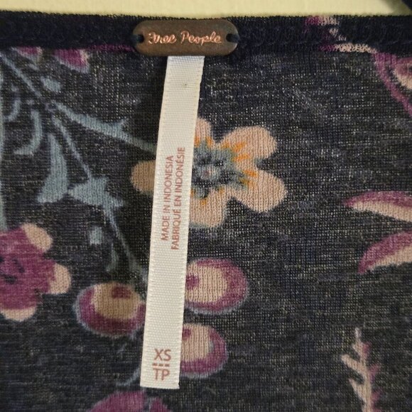 Free People Isabelle Floral Bohemian Oversized Long Sleeve Tunic Top Size XS - Picture 7 of 8